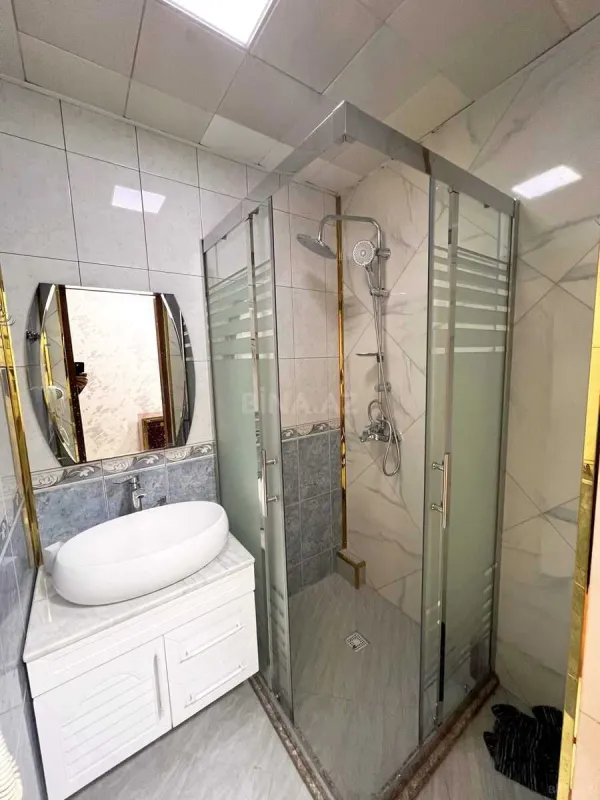 Satılır 2 otaqlı mənzil 67 m²