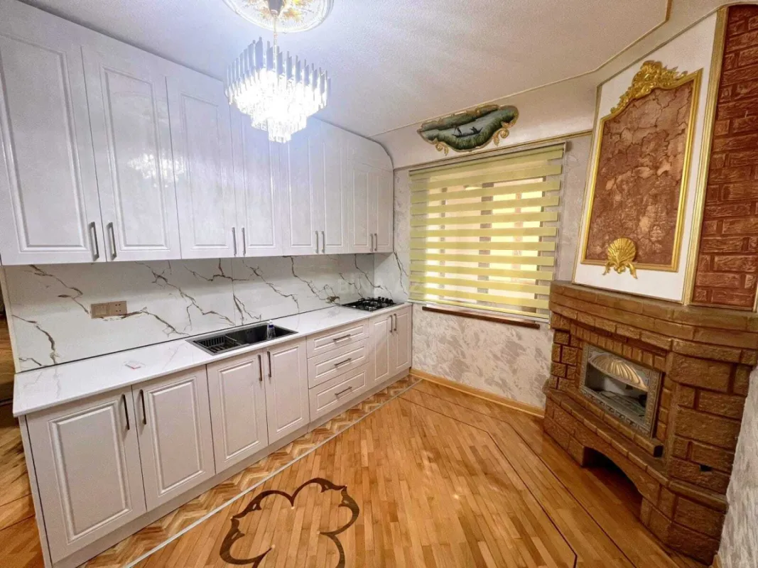 Satılır 2 otaqlı mənzil 67 m²