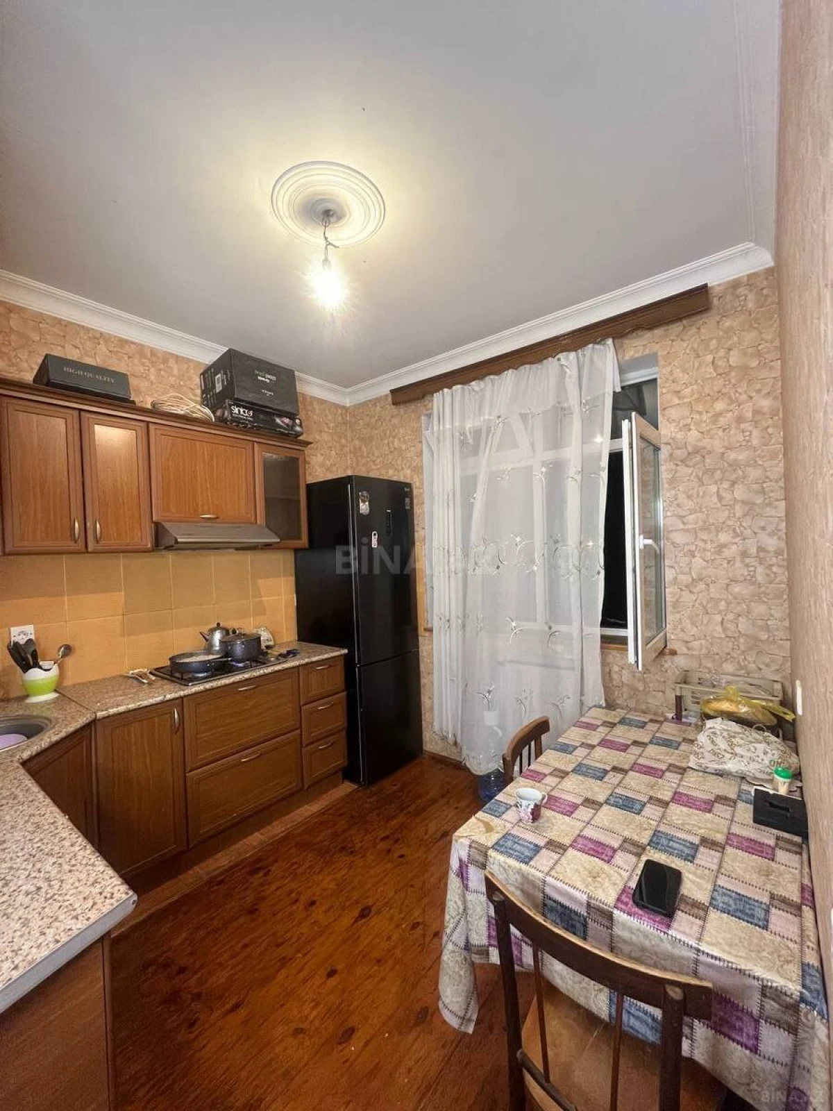 Satılır 2 otaqlı mənzil 73 m²