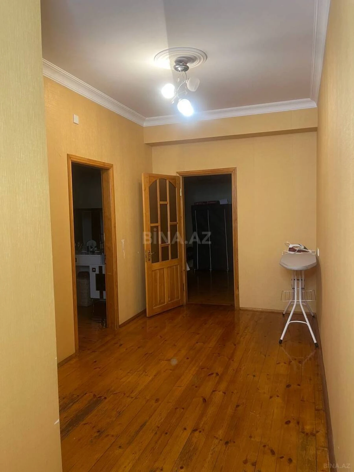Satılır 2 otaqlı mənzil 73 m²