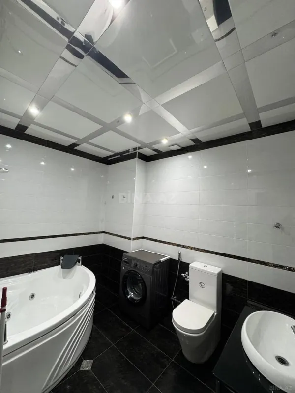 Satılır 3 otaqlı mənzil 155 m²