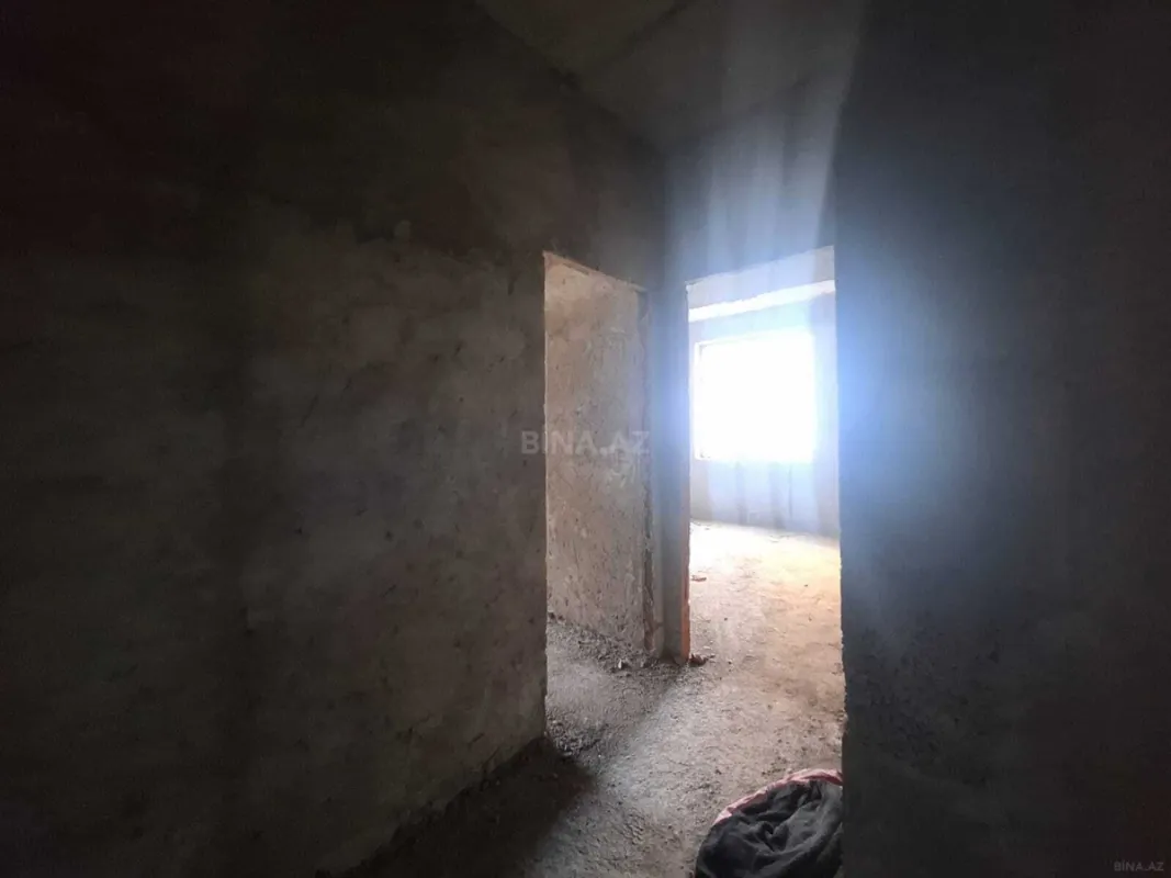 Satılır 3 otaqlı mənzil 155.5 m²