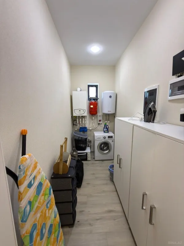 Satılır 4 otaqlı həyət evi 200 m²