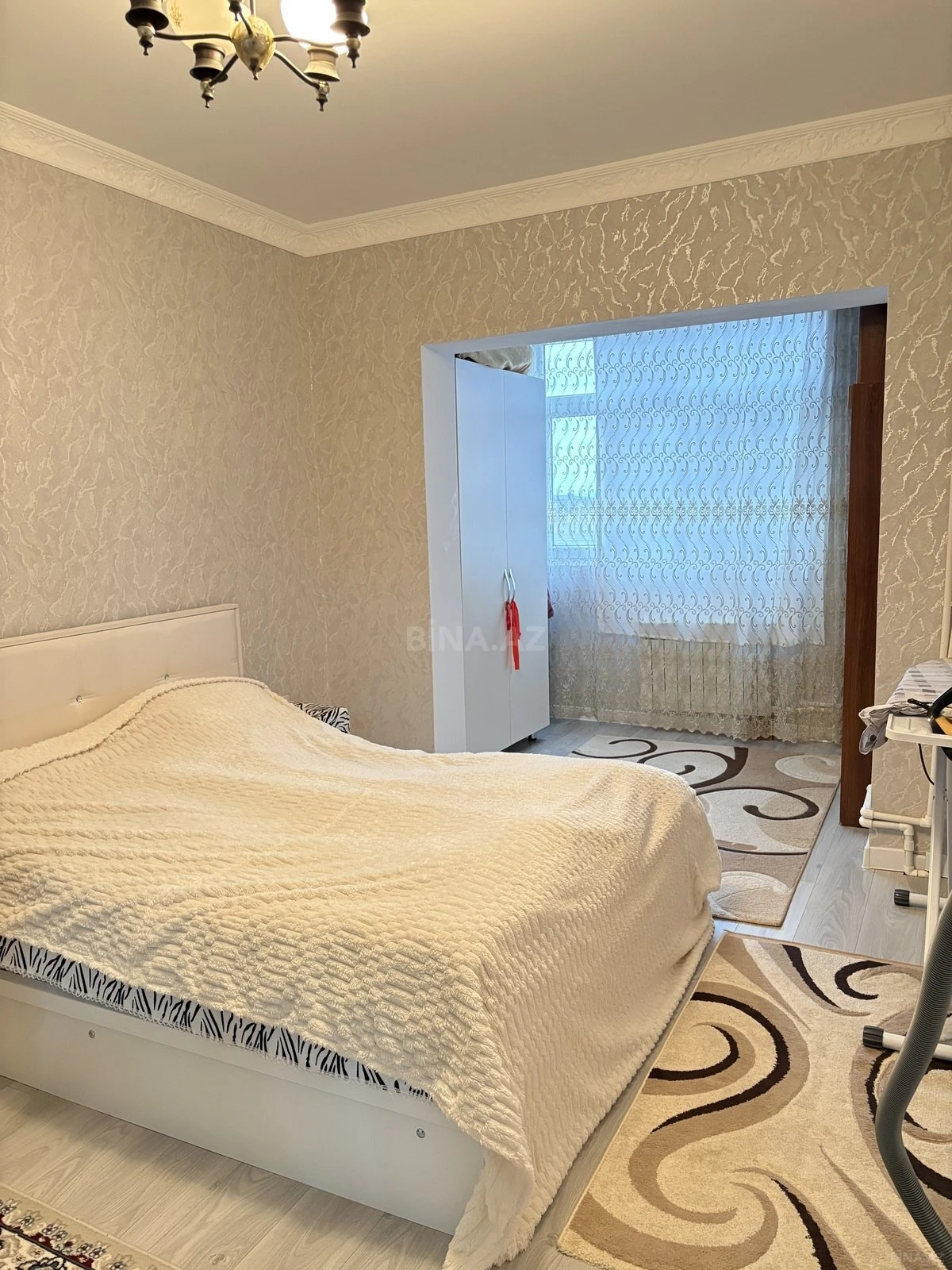 Satılır 2 otaqlı mənzil 65 m²