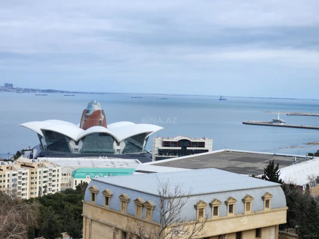 Satılır 3 otaqlı mənzil 85 m²