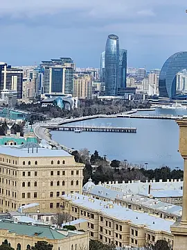 Satılır 3 otaqlı mənzil 85 m²