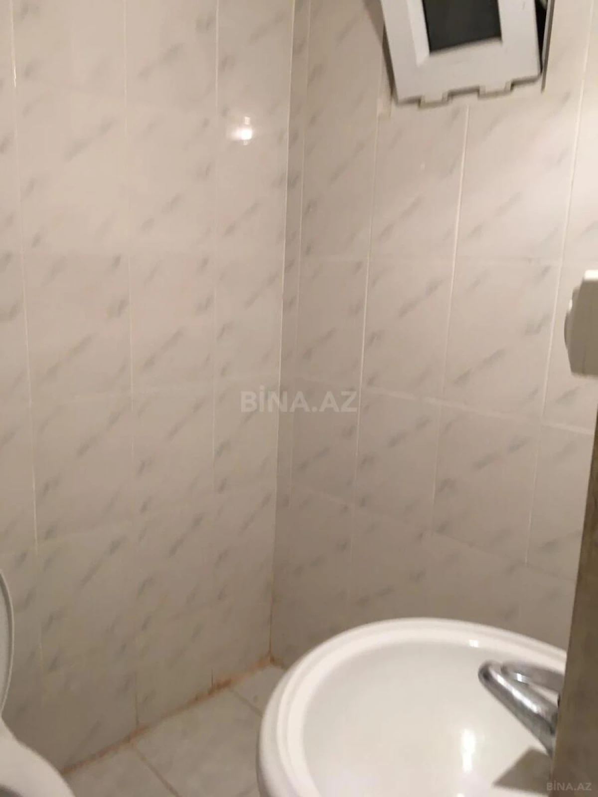 Kirayə verilir 2 otaqlı mənzil 50 m²