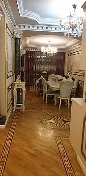 Satılır 4 otaqlı mənzil 150 m² — Bakı 4 otaq 150.00 m²