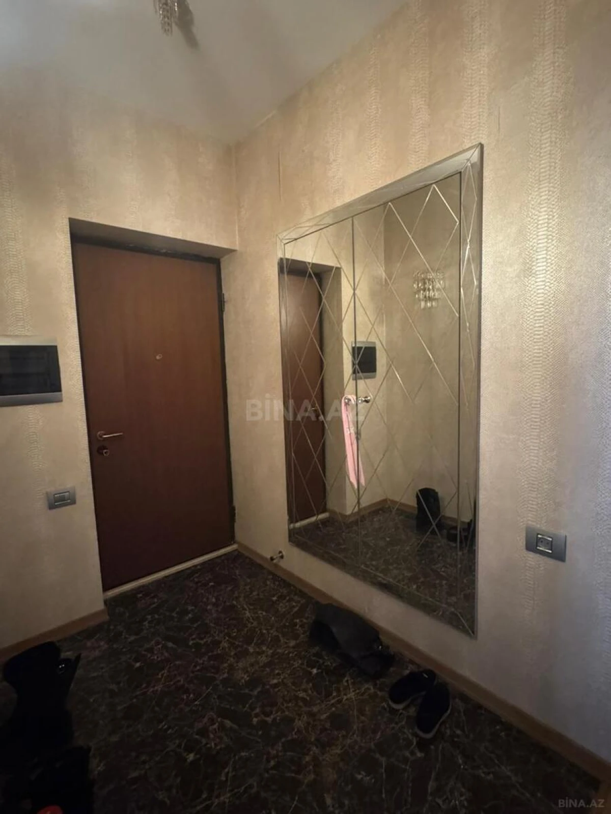 Kirayə verilir 3 otaqlı mənzil 85 m²