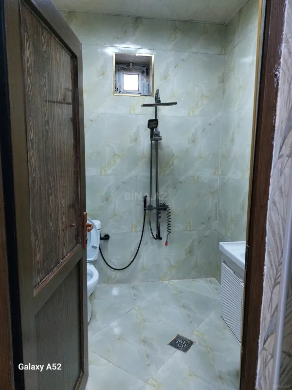 Satılır 4 otaqlı həyət evi 130 m²