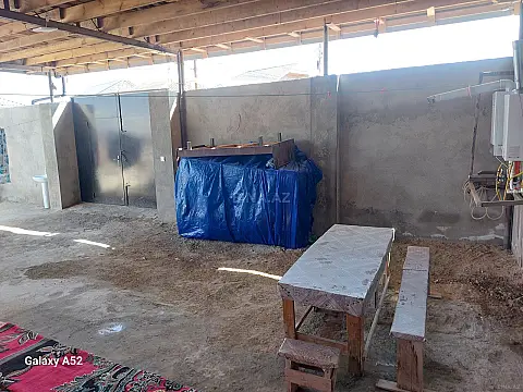 Satılır 4 otaqlı həyət evi 130 m²