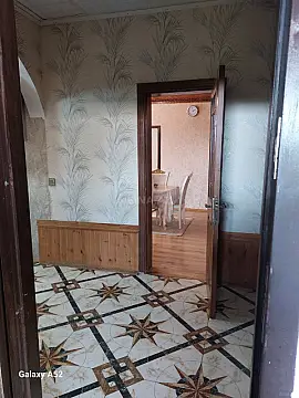 Satılır 4 otaqlı həyət evi 130 m²