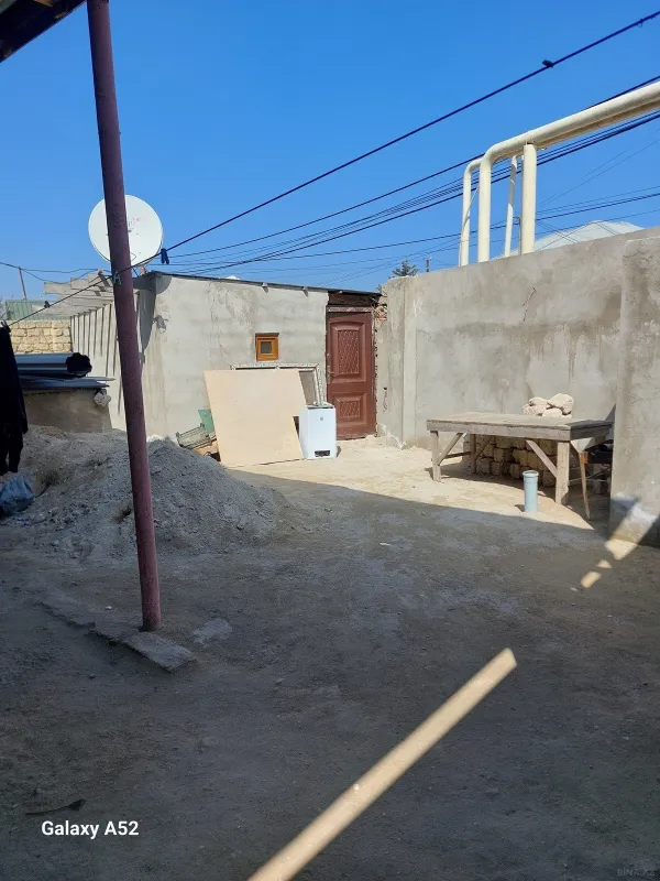 Satılır 4 otaqlı həyət evi 130 m²