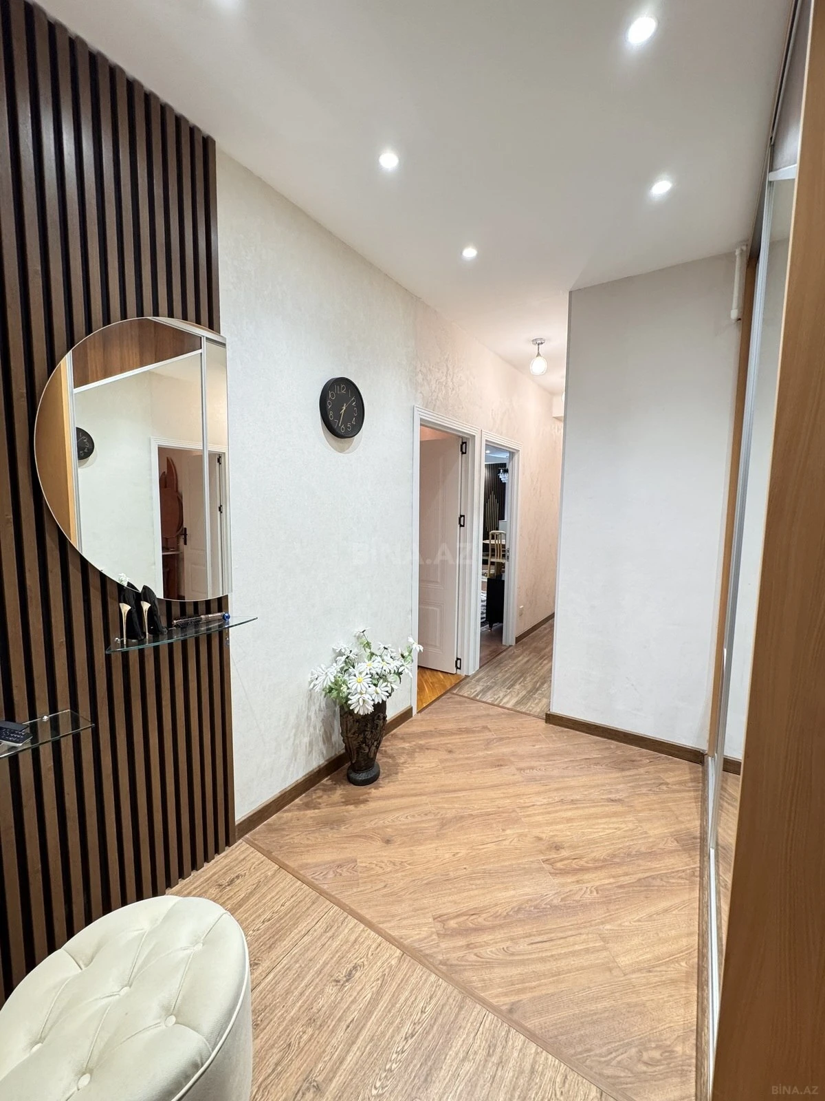 Kirayə verilir 3 otaqlı mənzil 100 m²