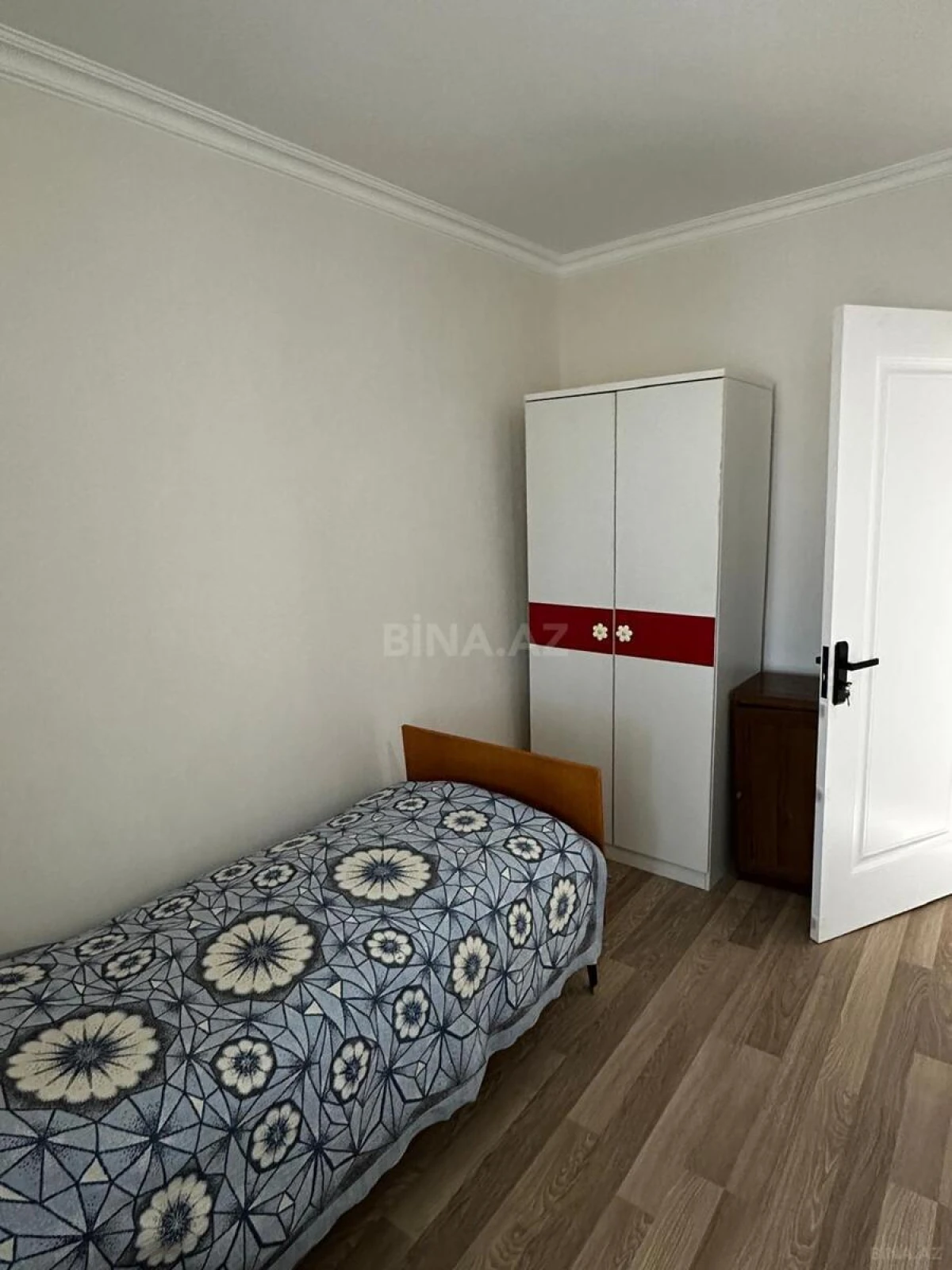 Satılır 1 otaqlı mənzil 25 m²