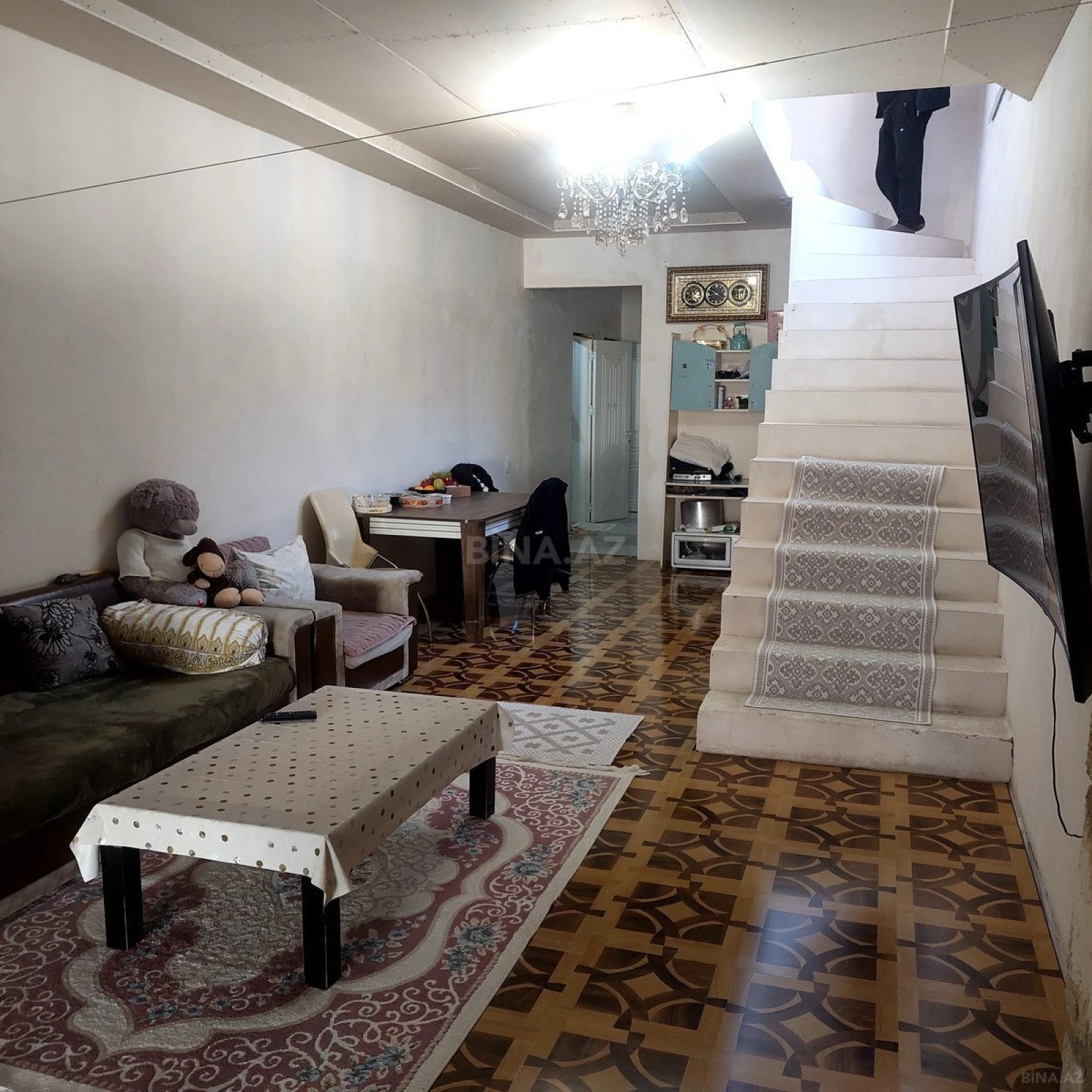 Satılır 5 otaqlı həyət evi 220 m²