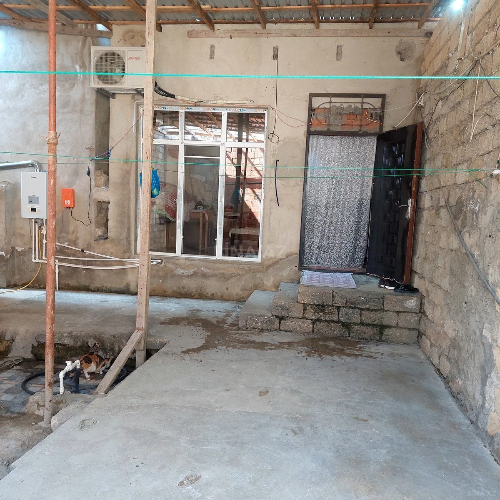 Satılır 5 otaqlı həyət evi 220 m²