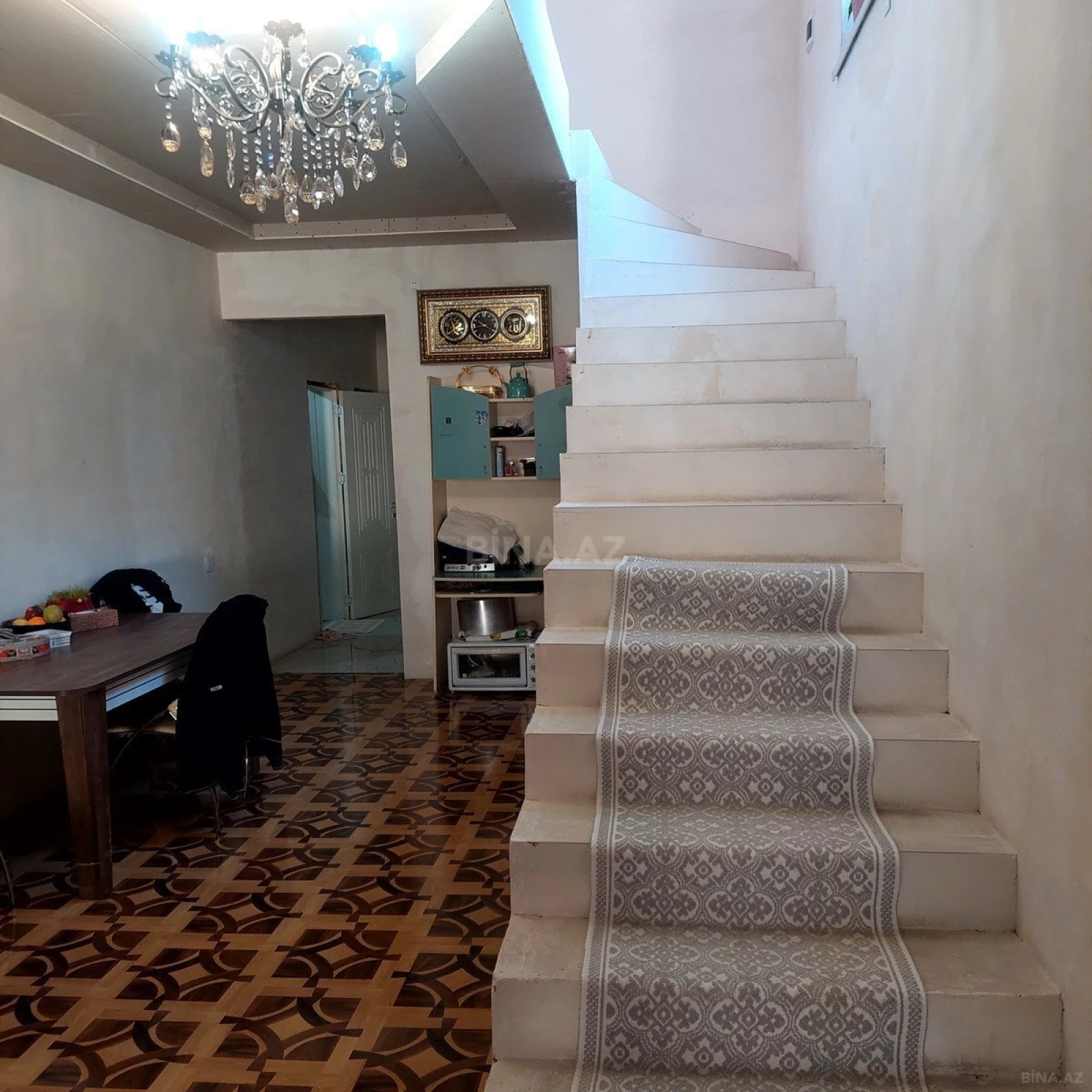 Satılır 5 otaqlı həyət evi 220 m²