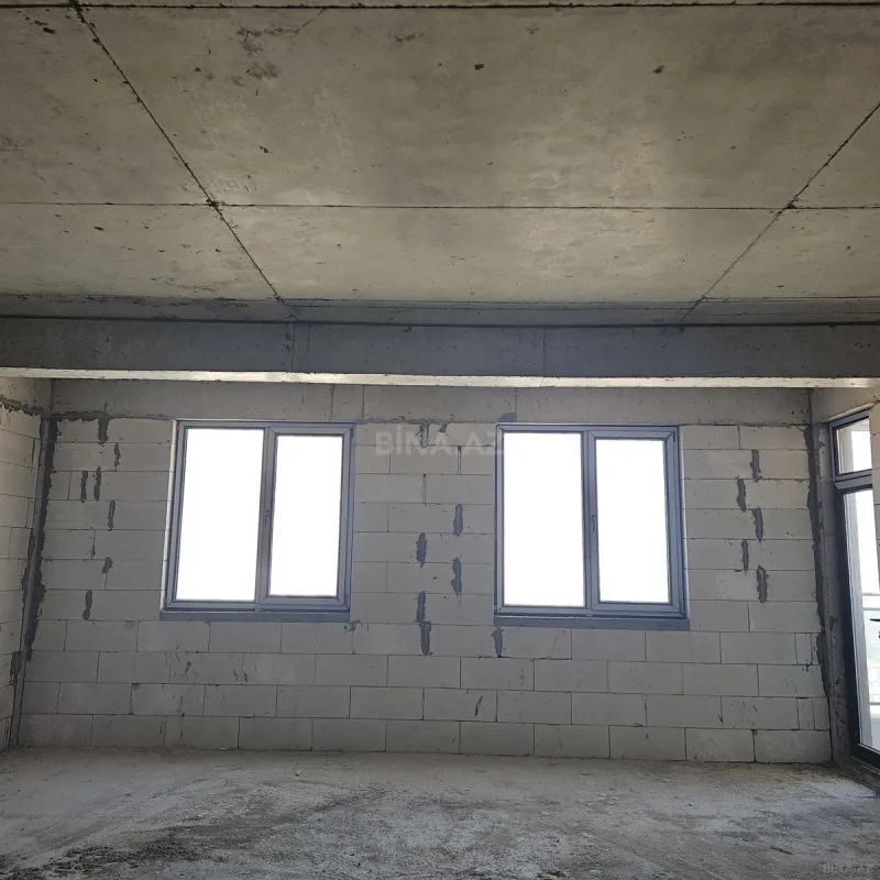 Satılır 2 otaqlı mənzil 88 m²