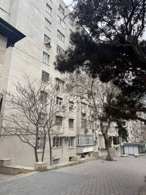 Satılır 2 otaqlı mənzil 53 m²