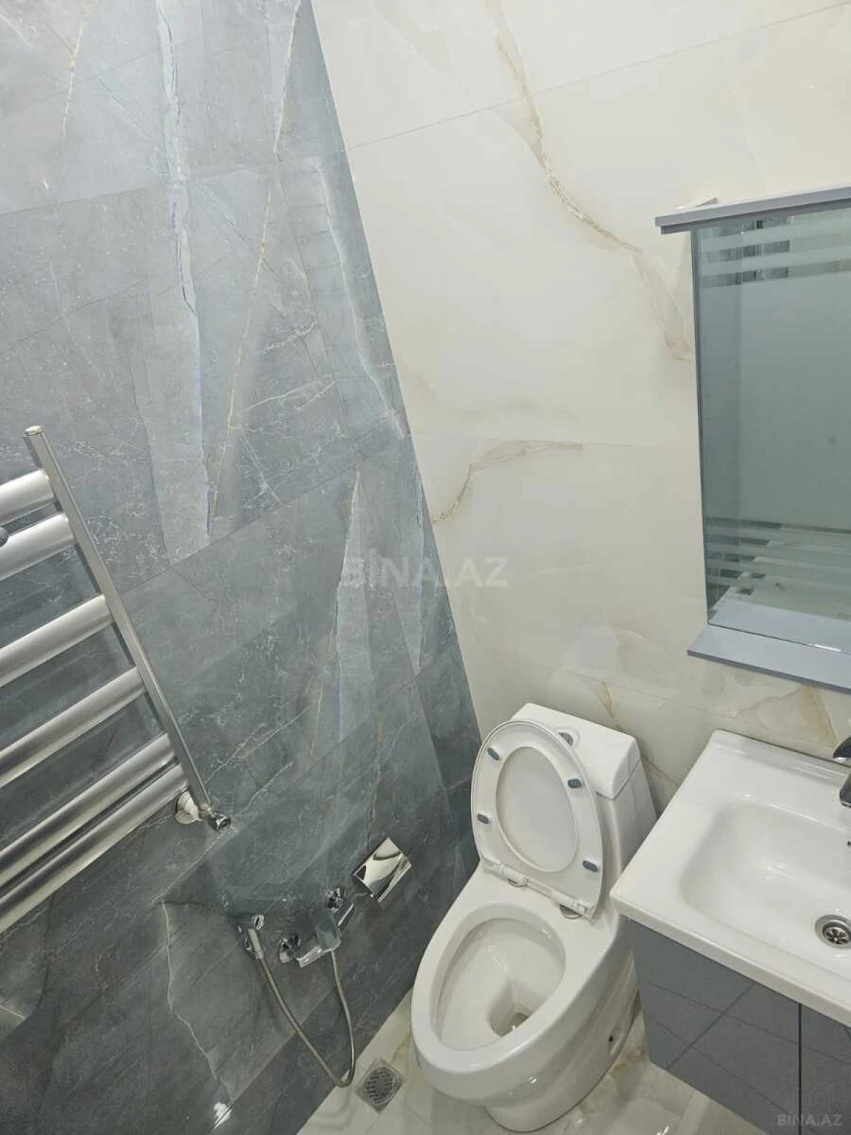 Kirayə verilir 3 otaqlı mənzil 75 m²