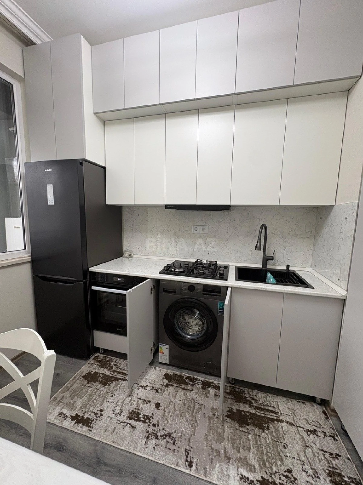 Kirayə verilir 2 otaqlı mənzil 60 m²