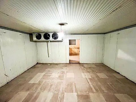 Kirayə verilir obyekt 215 m²