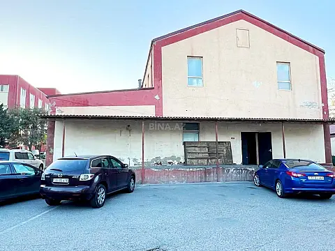 Kirayə verilir obyekt 215 m²