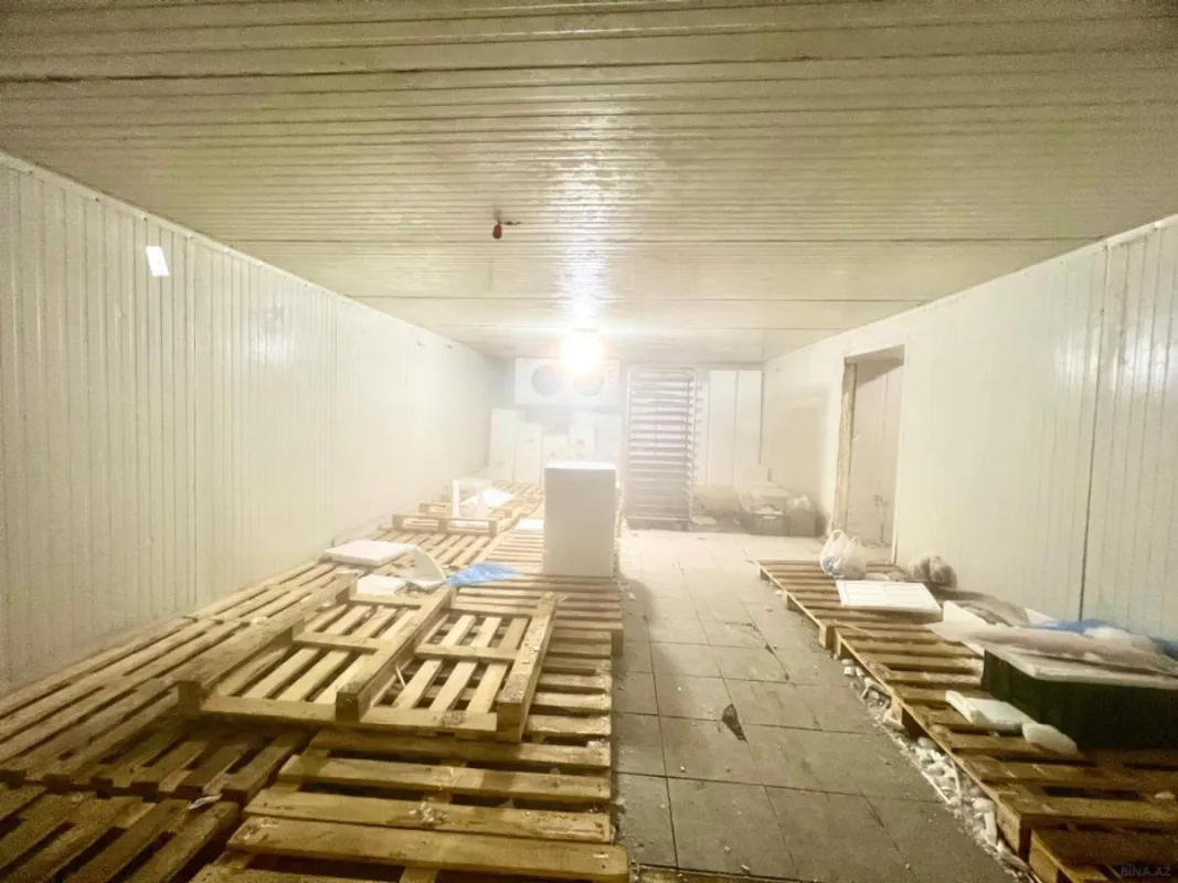 Kirayə verilir obyekt 215 m²