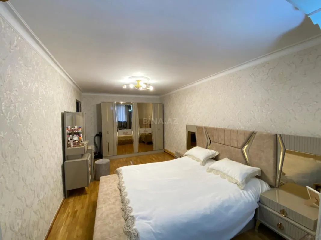 Satılır 3 otaqlı mənzil 68 m²