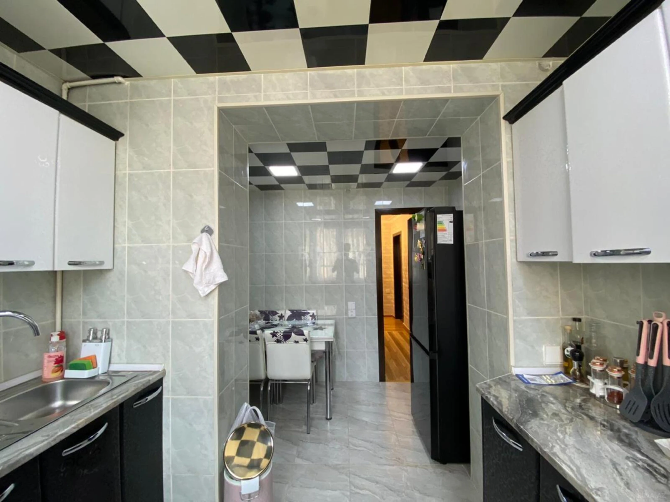 Satılır 3 otaqlı mənzil 68 m²