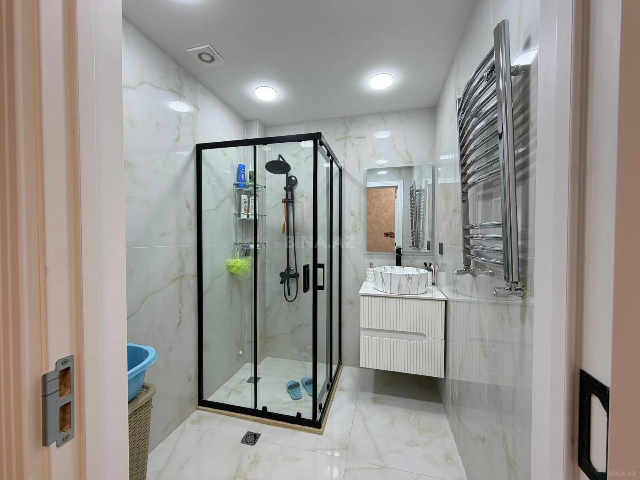 Satılır 3 otaqlı mənzil 103 m²