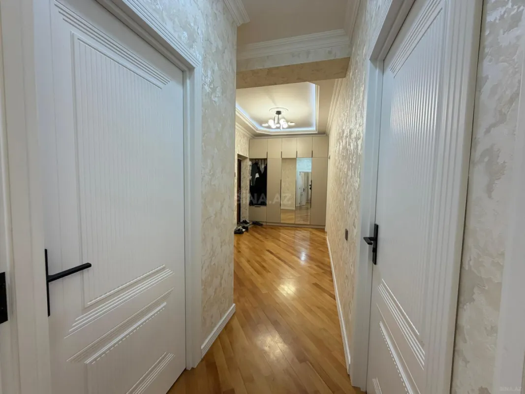 Satılır 3 otaqlı mənzil 103 m²