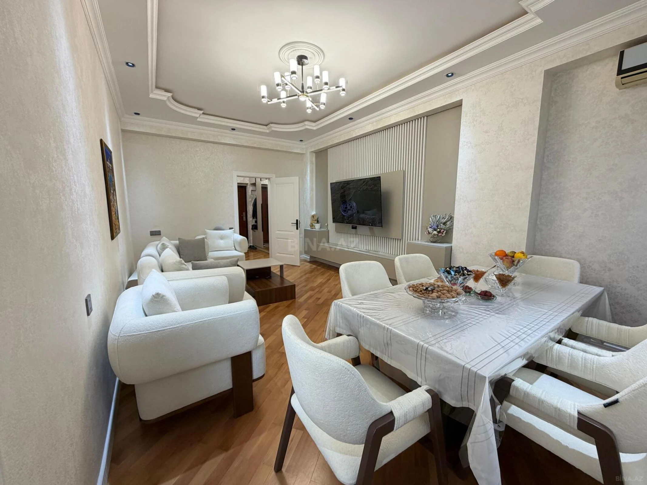 Satılır 3 otaqlı mənzil 103 m²