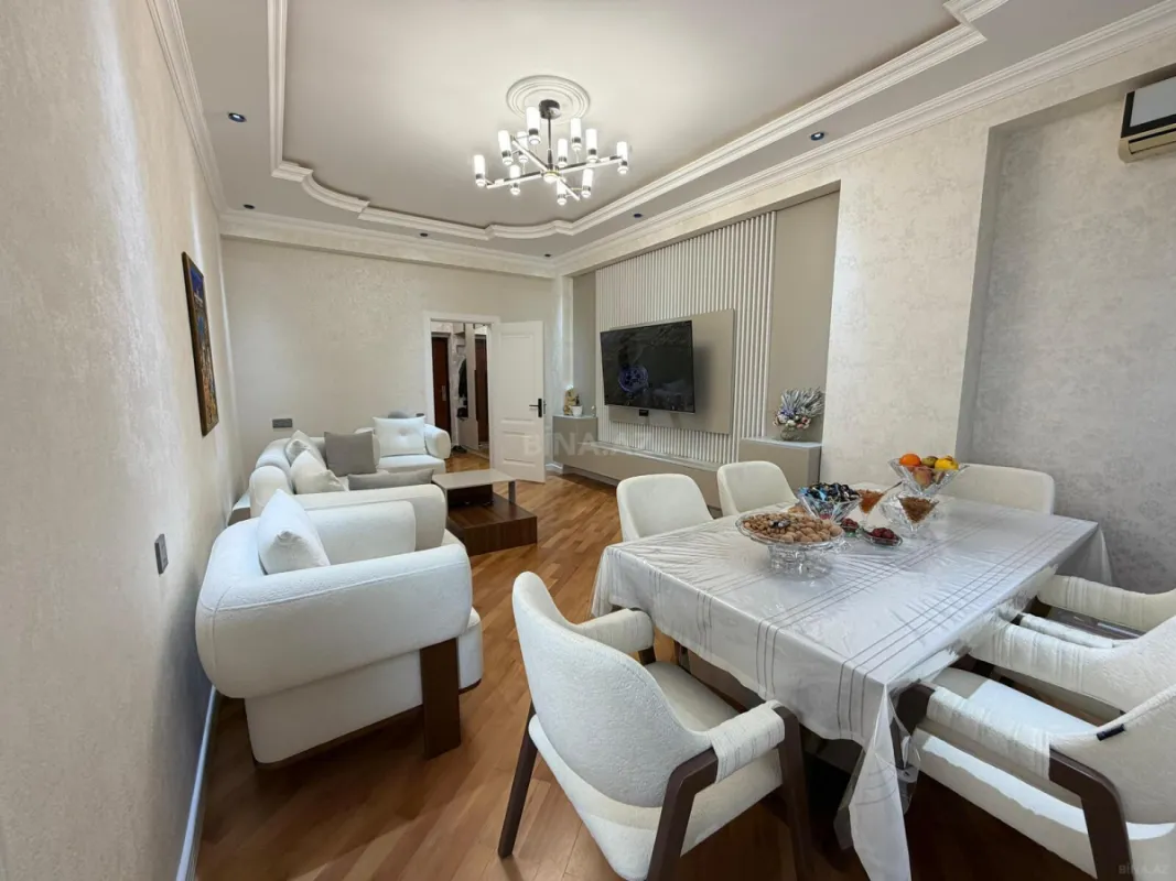 Satılır 3 otaqlı mənzil 103 m²