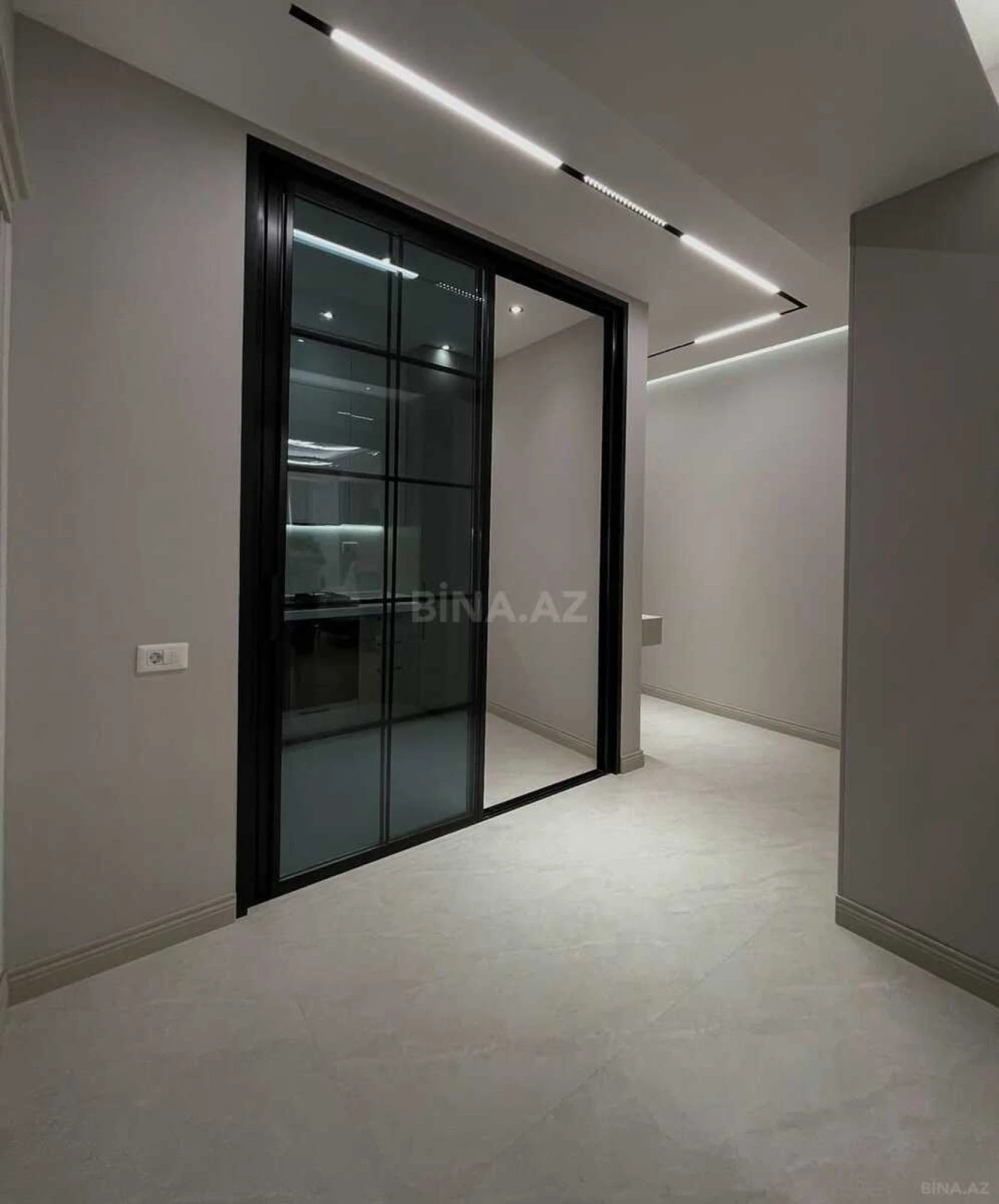 Satılır 2 otaqlı mənzil 65 m²