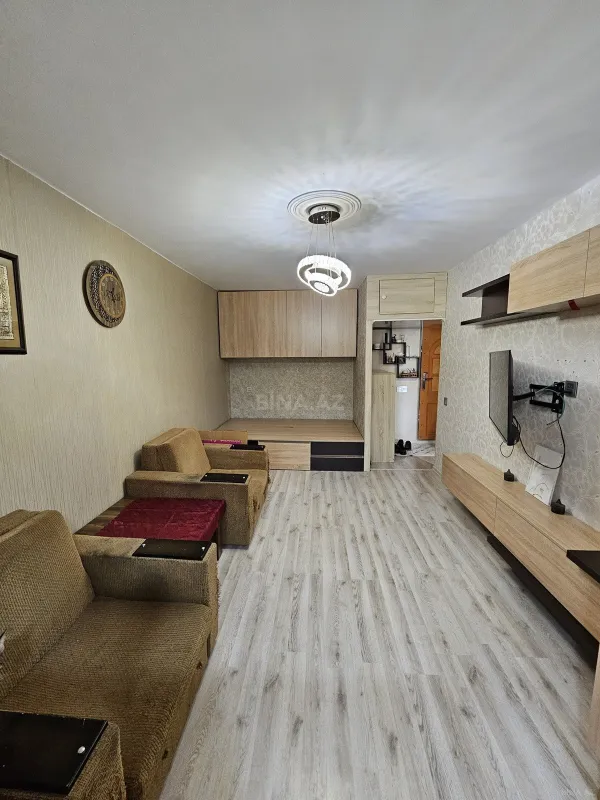 Satılır 2 otaqlı mənzil 35 m²