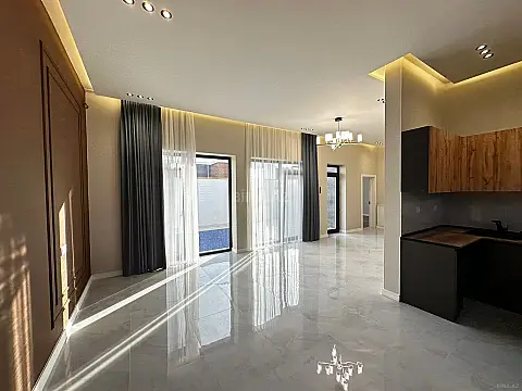 Satılır 4 otaqlı həyət evi 130 m²