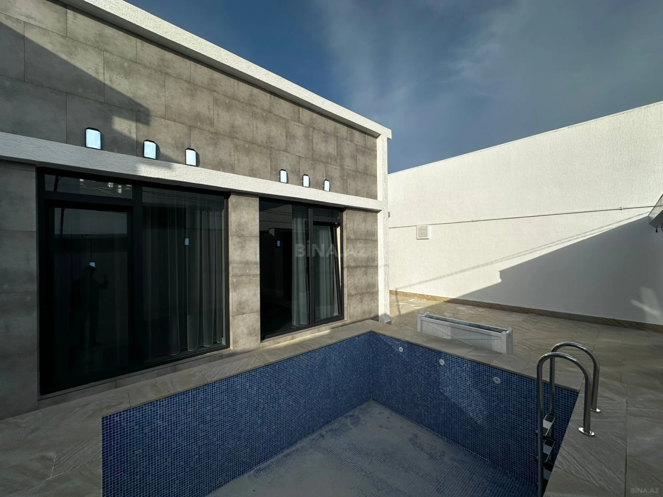 Satılır 4 otaqlı həyət evi 130 m²