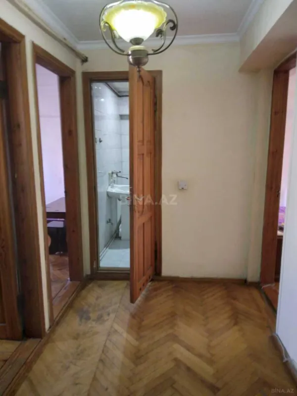 Satılır 2 otaqlı mənzil 70 m²