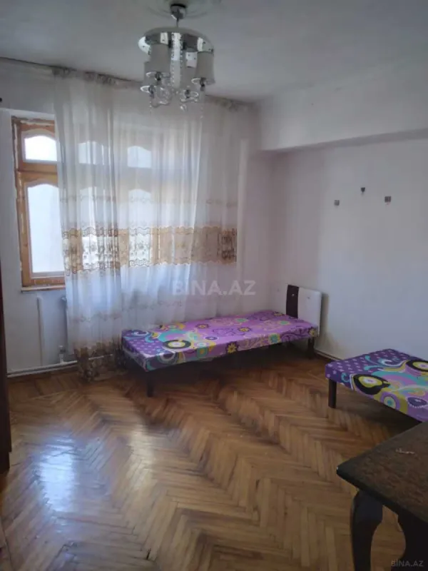 Satılır 2 otaqlı mənzil 70 m²