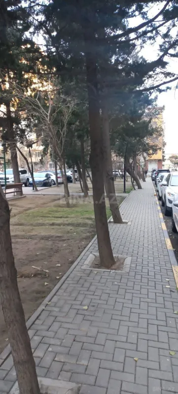 Satılır 2 otaqlı mənzil 70 m²