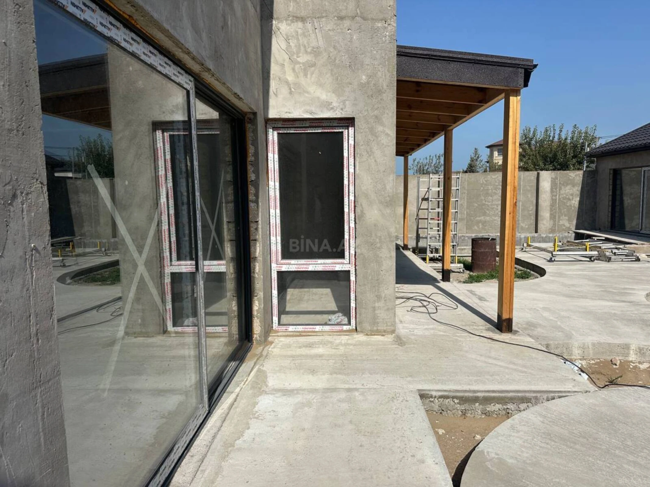 Satılır 4 otaqlı həyət evi 160 m²