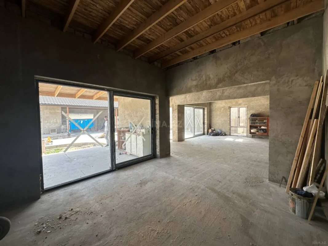 Satılır 4 otaqlı həyət evi 160 m²