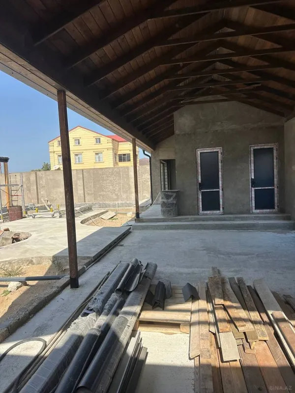 Satılır 4 otaqlı həyət evi 160 m²