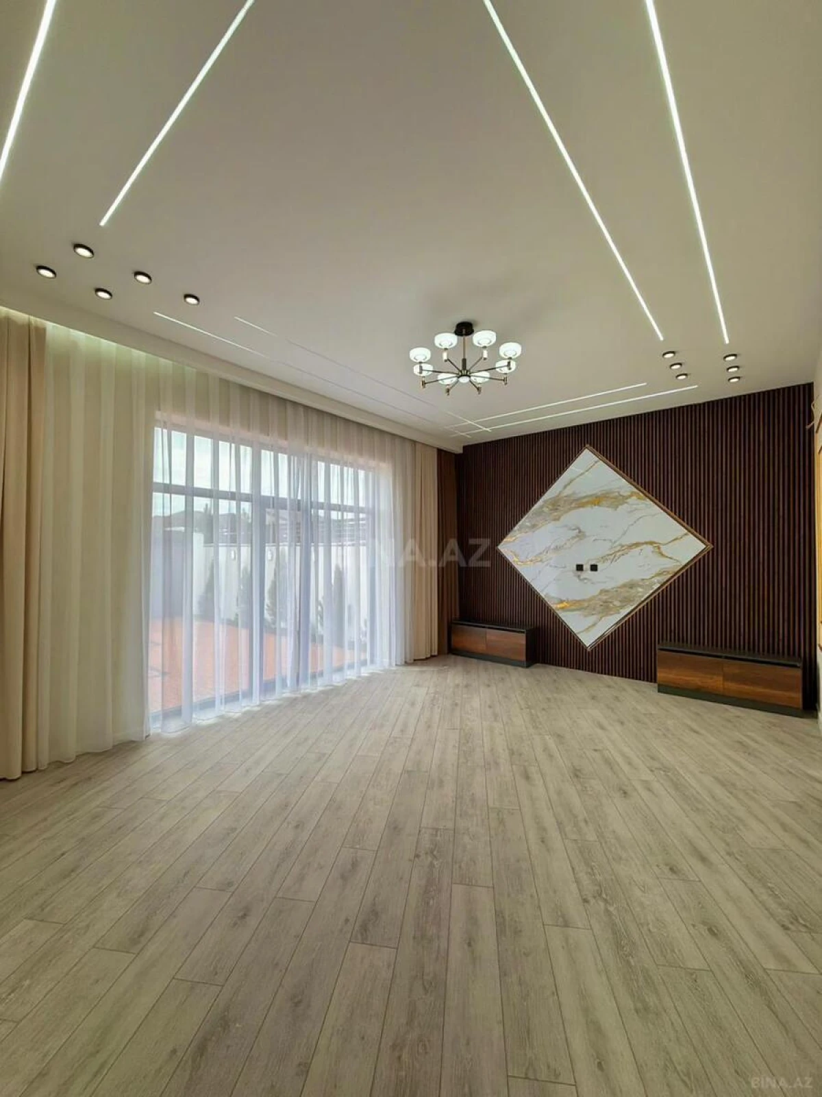 Satılır 4 otaqlı həyət evi 150 m²