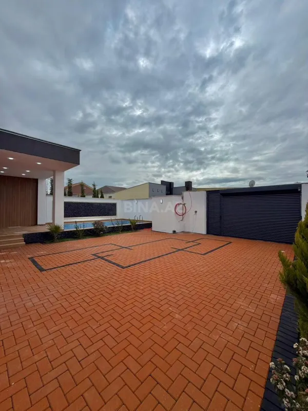 Satılır 4 otaqlı həyət evi 150 m²