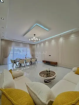 Satılır 4 otaqlı həyət evi 180 m²