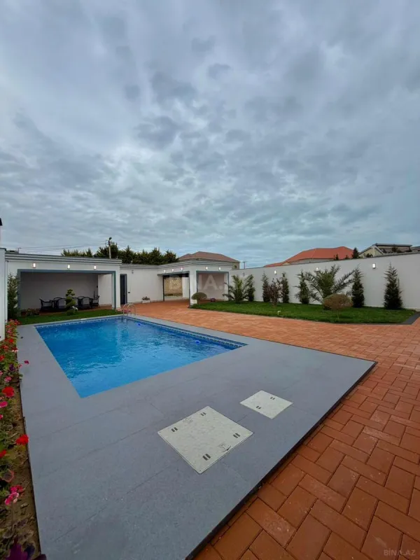 Satılır 4 otaqlı həyət evi 180 m²