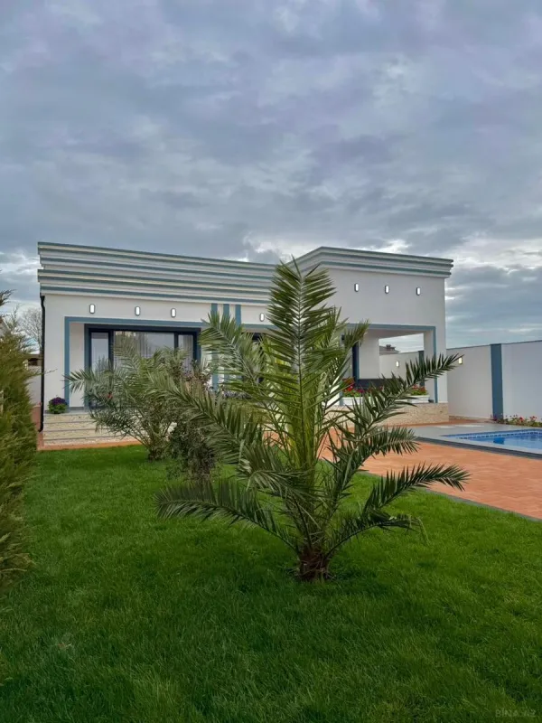 Satılır 4 otaqlı həyət evi 180 m²